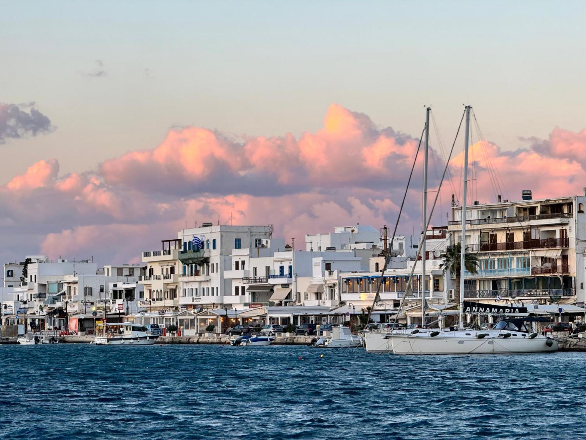 Apartment Cycladic Cove In Naxos Town *